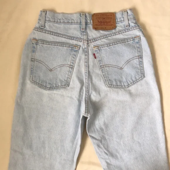Vintage Levi’s 512 Light Wash Jeans